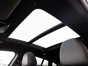 BMW X4 xDrive20d M-Sport AHK PANO ACC Laser HuD KoZg