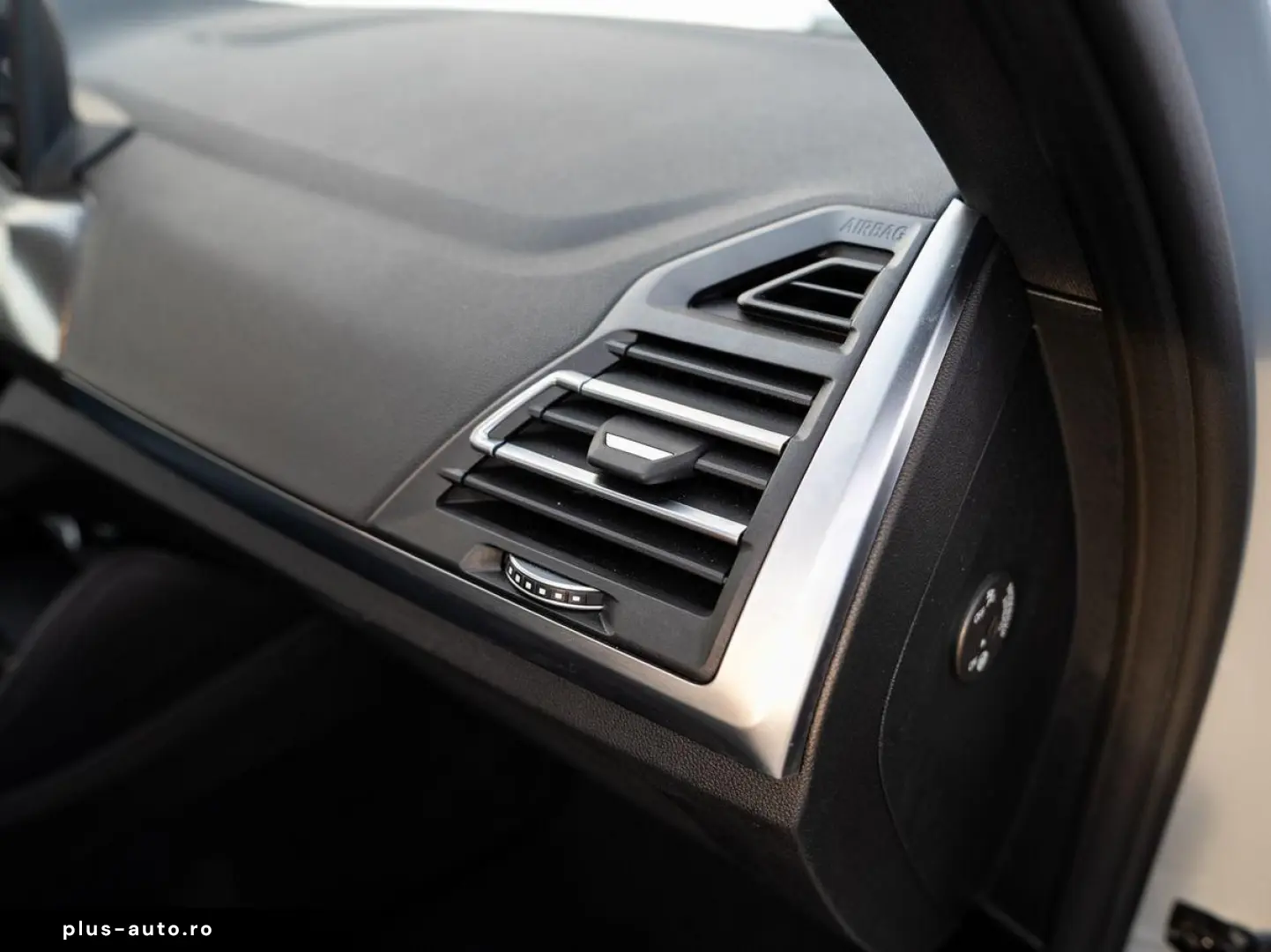 BMW X4 xDrive20d M-Sport AHK PANO ACC Laser HuD KoZg