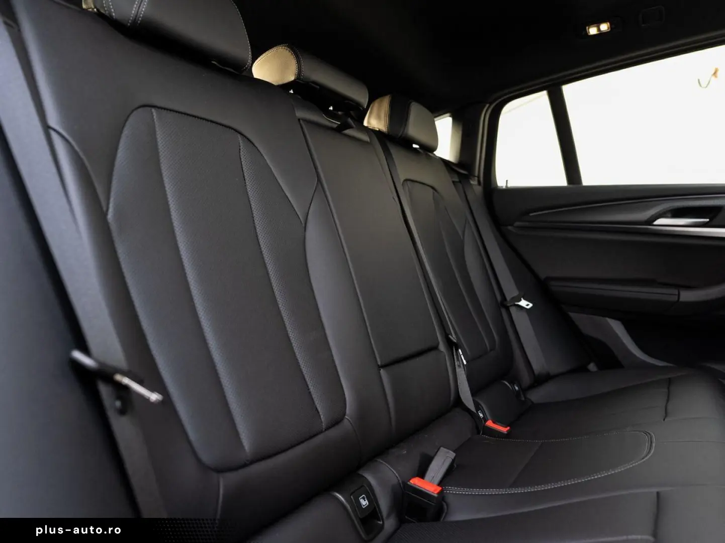 BMW X4 xDrive20d M-Sport AHK PANO ACC Laser HuD KoZg