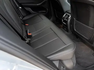 BMW X4 xDrive20d M-Sport AHK PANO ACC Laser HuD KoZg