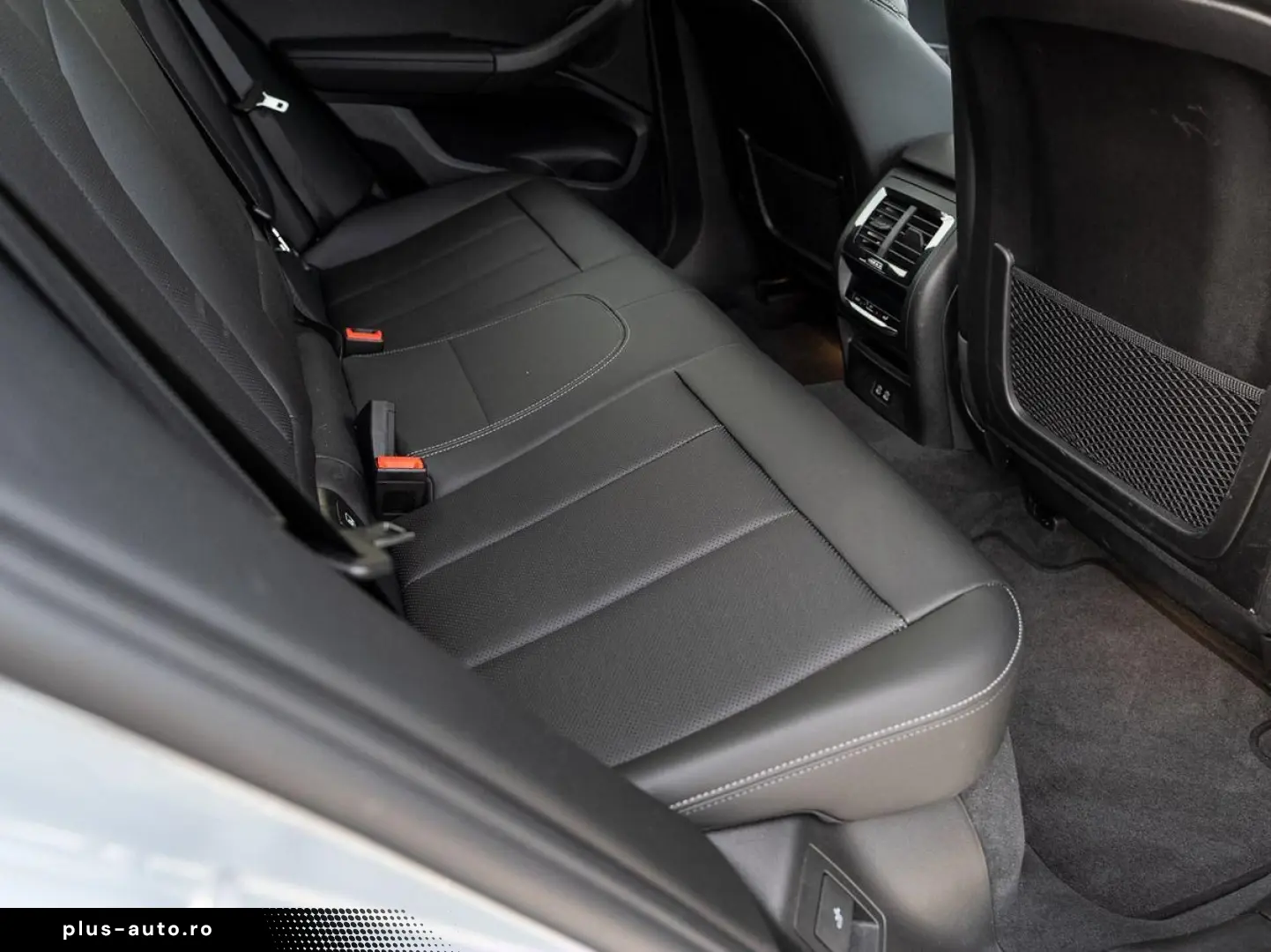 BMW X4 xDrive20d M-Sport AHK PANO ACC Laser HuD KoZg