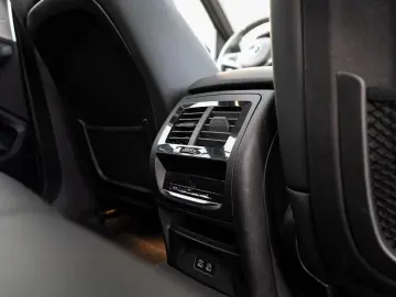 BMW X4 xDrive20d M-Sport AHK PANO ACC Laser HuD KoZg