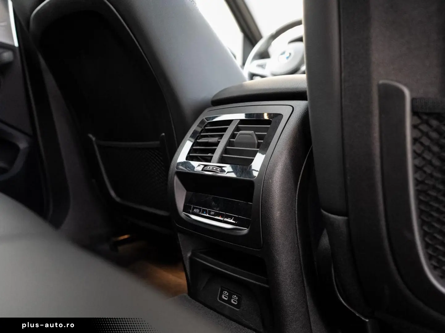 BMW X4 xDrive20d M-Sport AHK PANO ACC Laser HuD KoZg