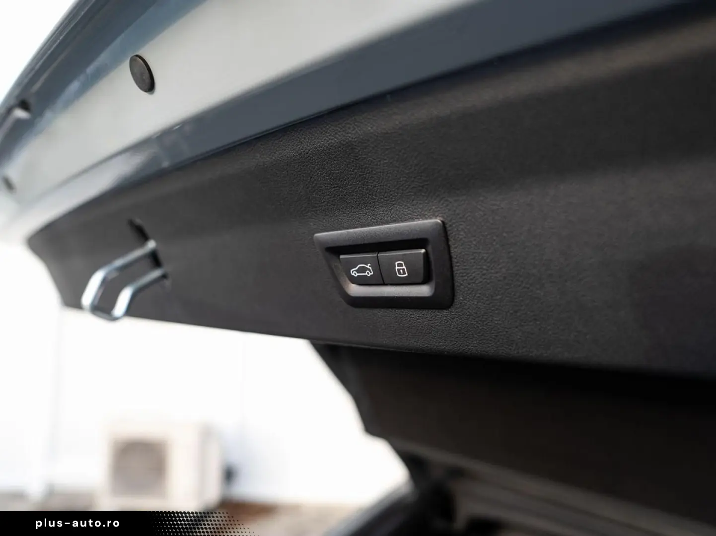 BMW X4 xDrive20d M-Sport AHK PANO ACC Laser HuD KoZg