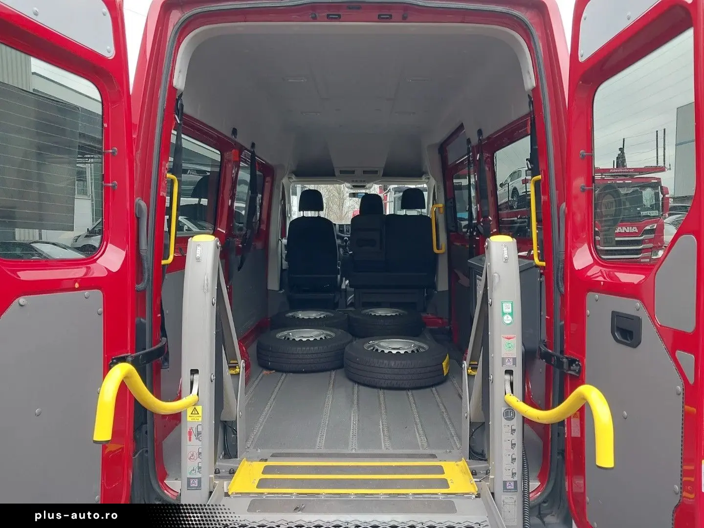 VW Crafter Kasten 35 mittellang Hochdach BTW Lift