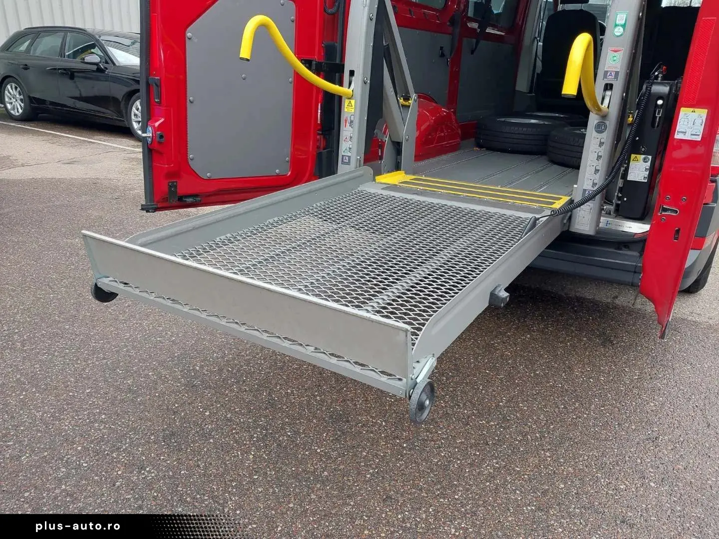 VW Crafter Kasten 35 mittellang Hochdach BTW Lift