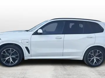 X5 XDRIVE 45E