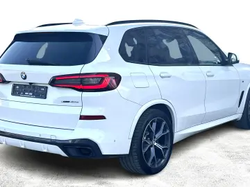 X5 XDRIVE 45E