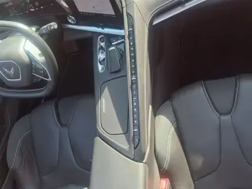 CORVETTE C8 STINGRAY 2LT 6.2 L Carbon  BOSE Z51 Top