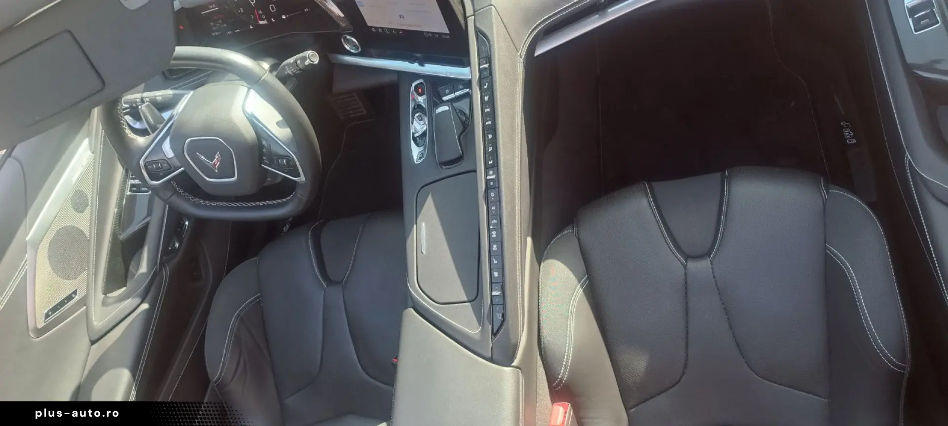 CORVETTE C8 STINGRAY 2LT 6.2 L Carbon  BOSE Z51 Top