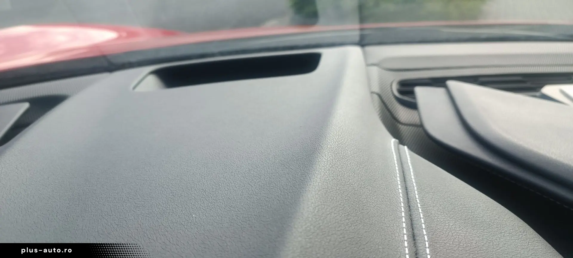 CORVETTE C8 STINGRAY 2LT 6.2 L Carbon  BOSE Z51 Top