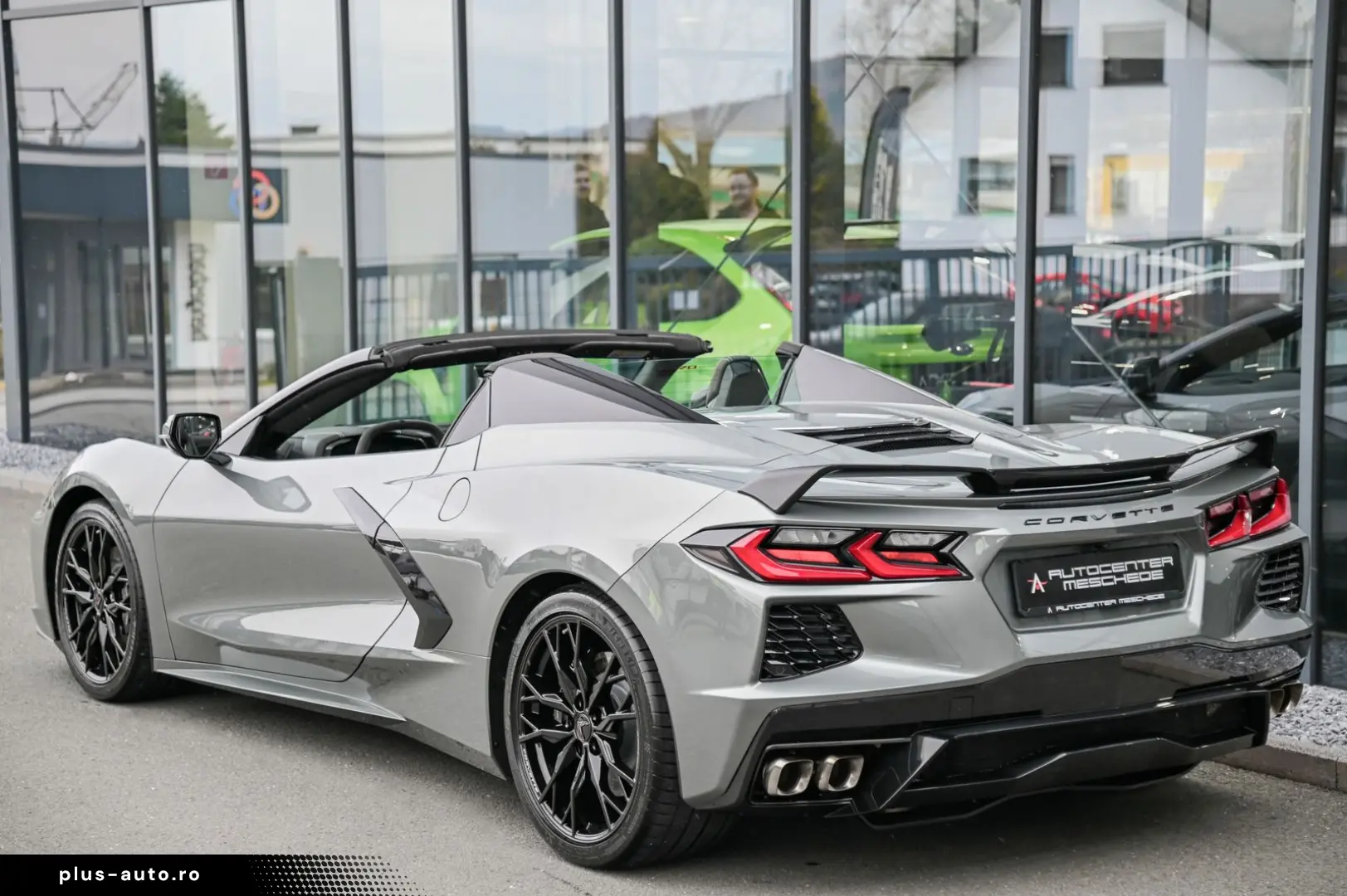 CORVETTE C8 Stingray 6.2 V8 Cabrio 3LT  Competition Sitze