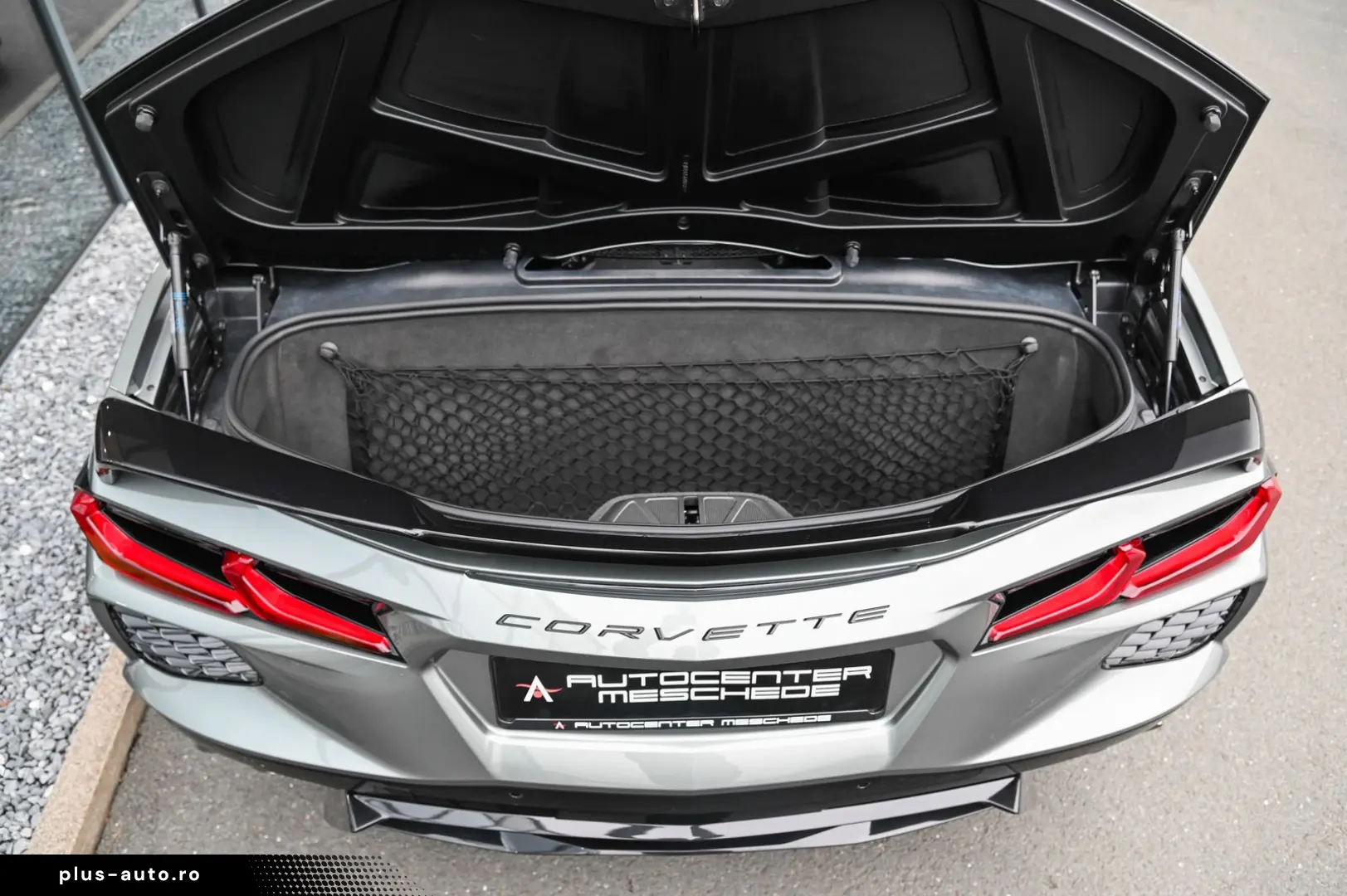 CORVETTE C8 Stingray 6.2 V8 Cabrio 3LT  Competition Sitze