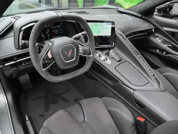 CORVETTE C8 Stingray 6.2 V8 Cabrio 3LT  Competition Sitze