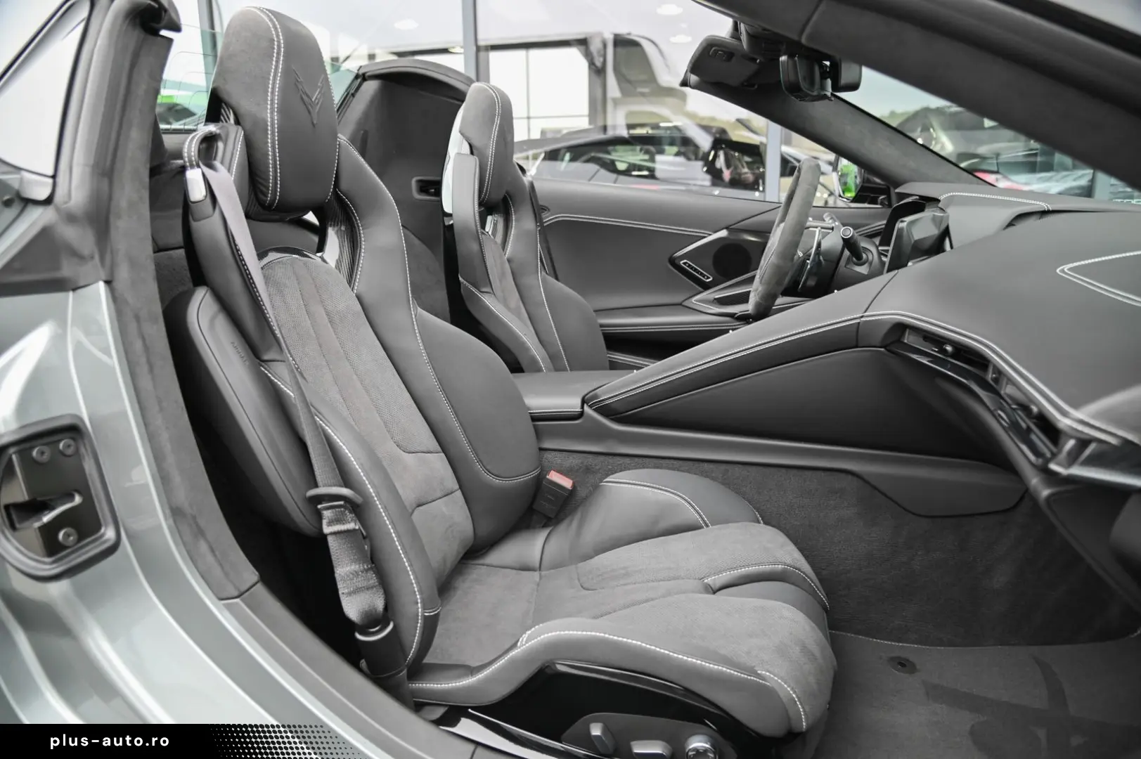 CORVETTE C8 Stingray 6.2 V8 Cabrio 3LT  Competition Sitze