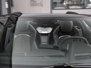 CORVETTE C8 Stingray 6.2 V8 Cabrio 3LT  Competition Sitze