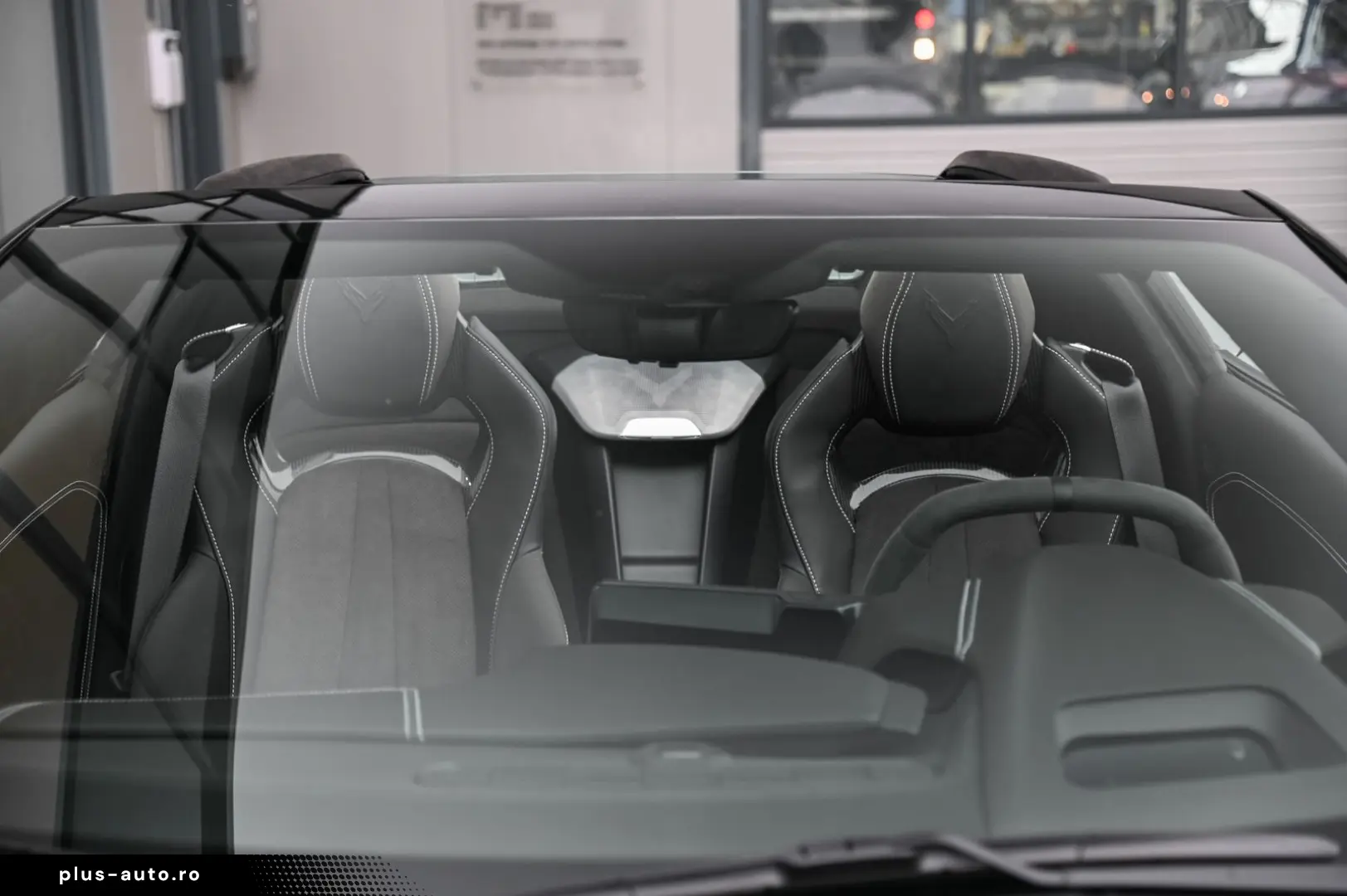 CORVETTE C8 Stingray 6.2 V8 Cabrio 3LT  Competition Sitze