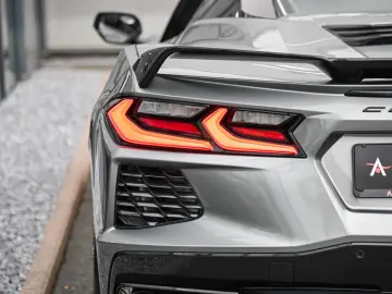 CORVETTE C8 Stingray 6.2 V8 Cabrio 3LT  Competition Sitze