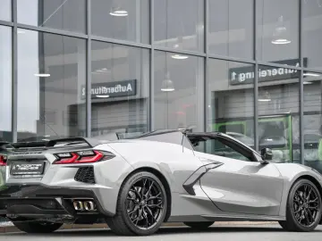 CORVETTE C8 Stingray 6.2 V8 Cabrio 3LT  Competition Sitze
