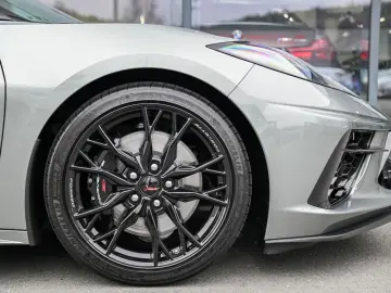 CORVETTE C8 Stingray 6.2 V8 Cabrio 3LT  Competition Sitze