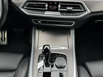 BMW X5 xDrive45e M-Sport NAV LASER AHK 360  HUD H&K