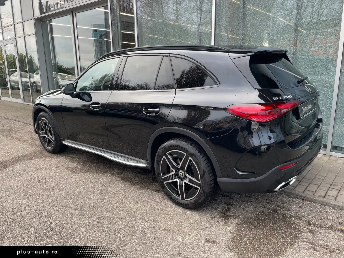 MERCEDES-BENZ GLC 200 4M AMG  LED NIGHT MEMORY