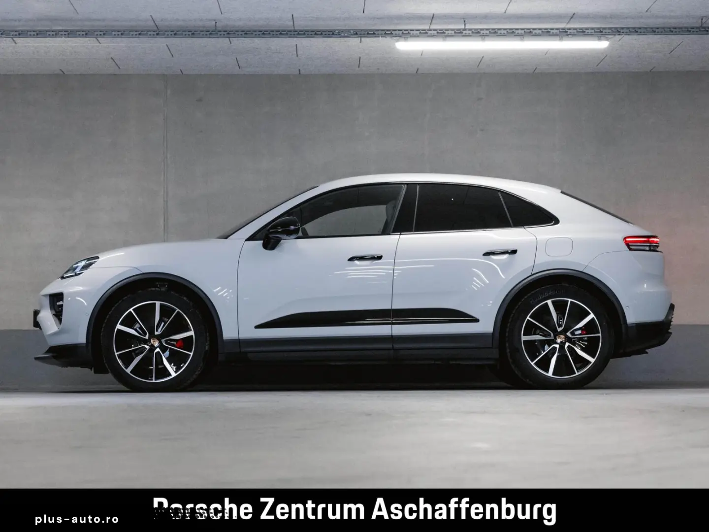 PORSCHE Macan 4S Electric Sport Chrono BOSE Offroad