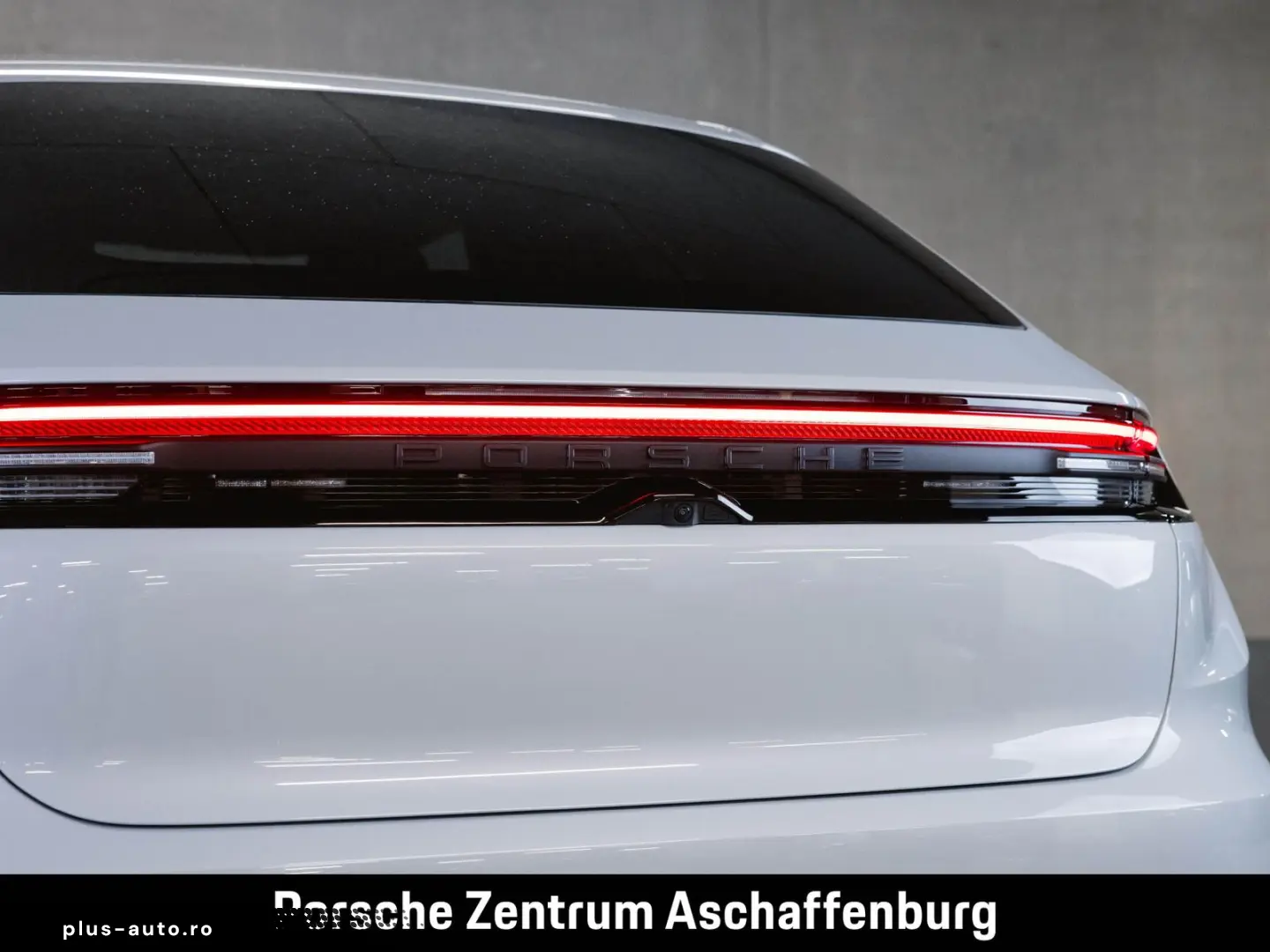 PORSCHE Macan 4S Electric Sport Chrono BOSE Offroad