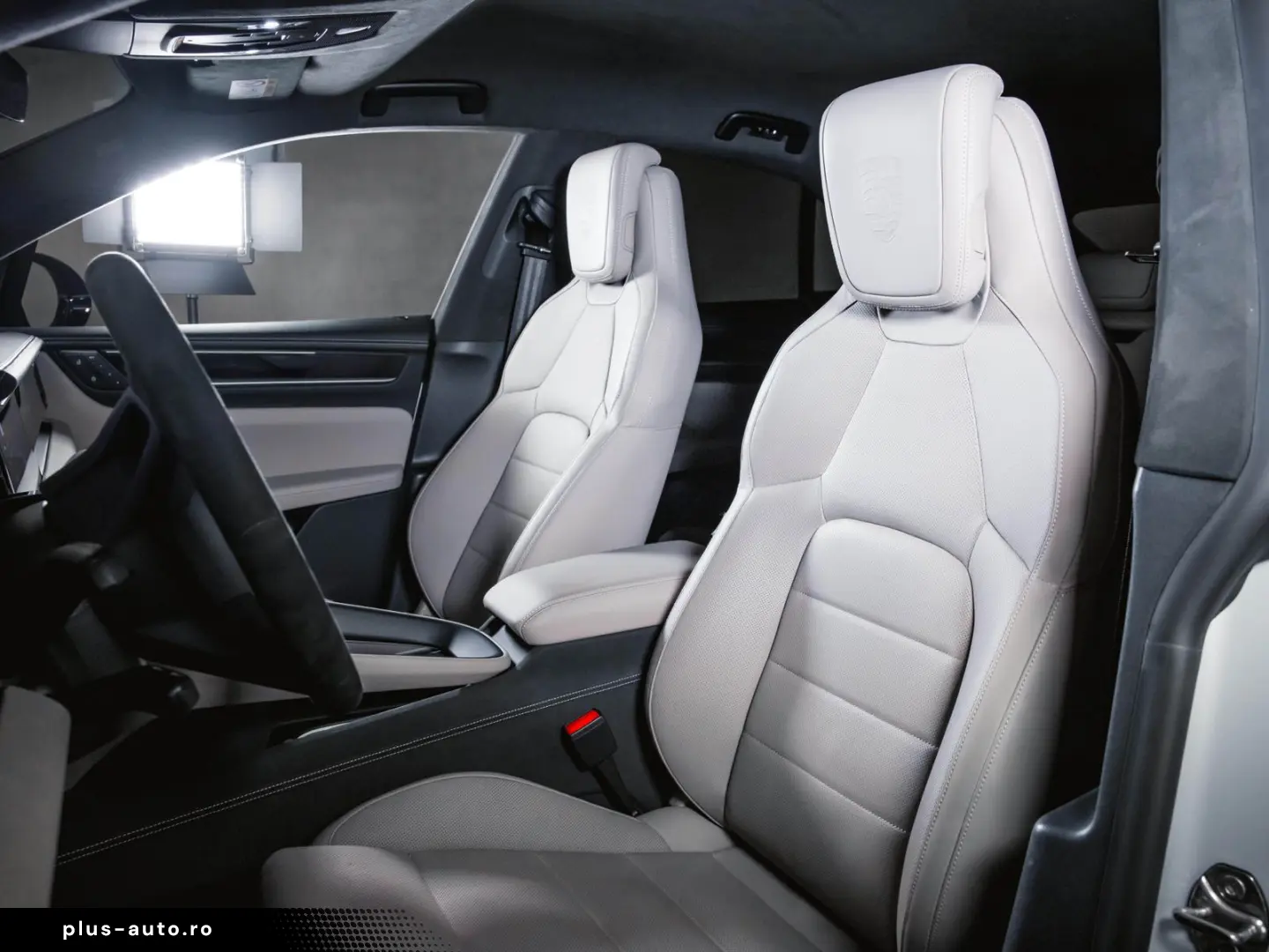 PORSCHE Macan 4S Electric Sport Chrono BOSE Offroad