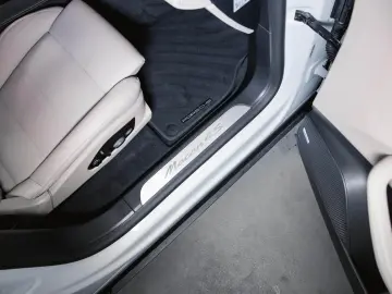 PORSCHE Macan 4S Electric Sport Chrono BOSE Offroad