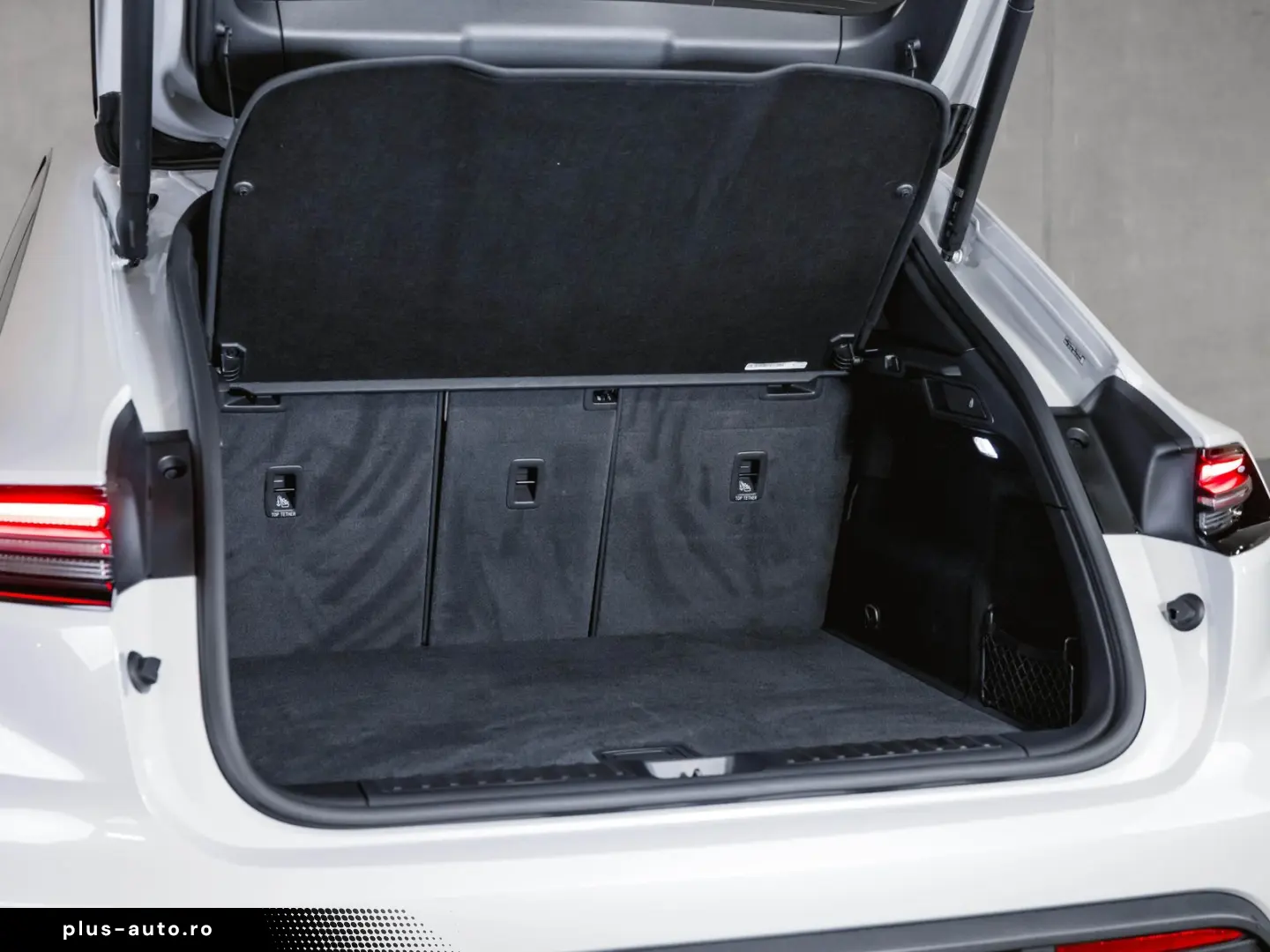 PORSCHE Macan 4S Electric Sport Chrono BOSE Offroad