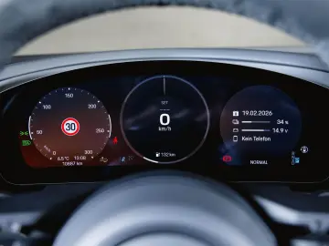 PORSCHE Macan 4S Electric Sport Chrono BOSE Offroad