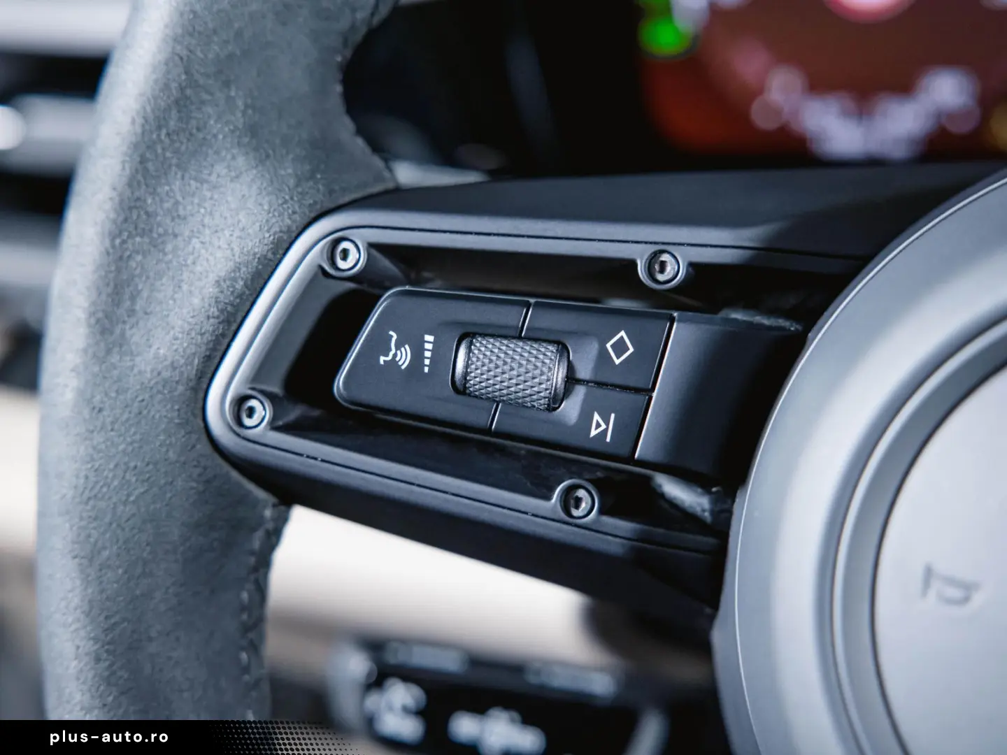 PORSCHE Macan 4S Electric Sport Chrono BOSE Offroad