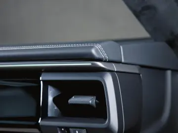 PORSCHE Macan 4S Electric Sport Chrono BOSE Offroad