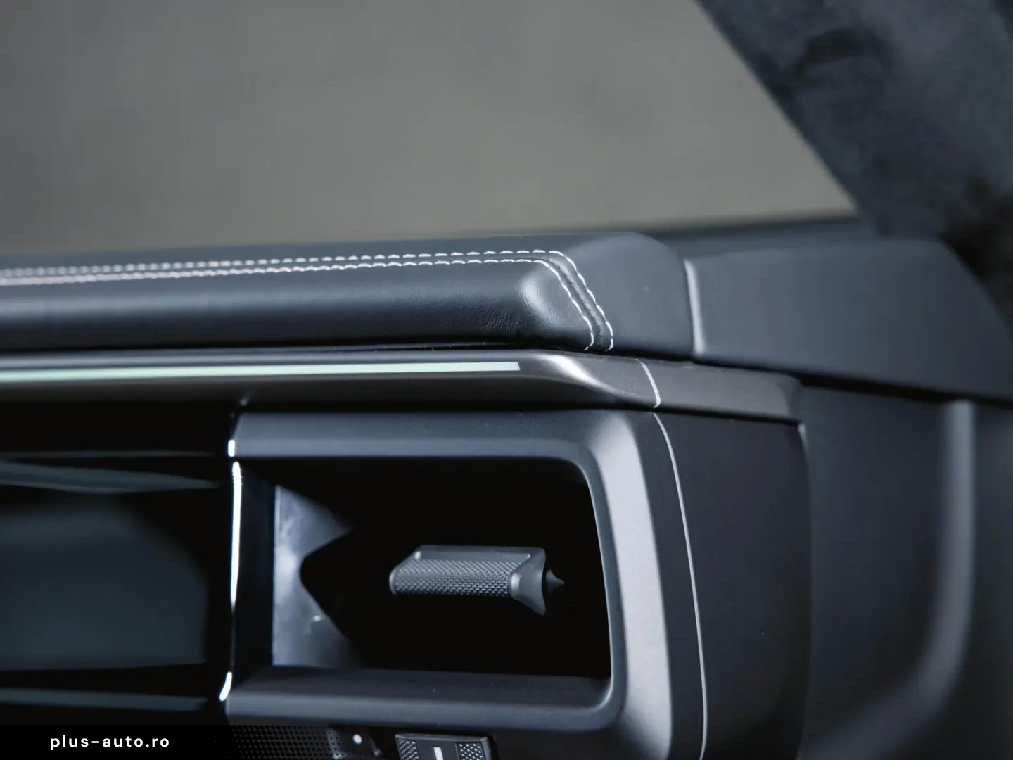 PORSCHE Macan 4S Electric Sport Chrono BOSE Offroad