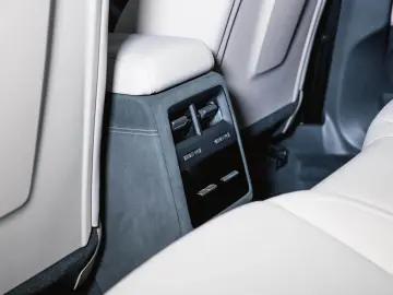 PORSCHE Macan 4S Electric Sport Chrono BOSE Offroad