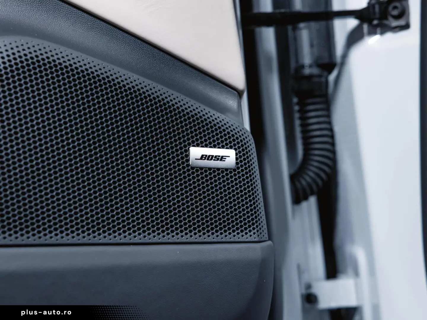 PORSCHE Macan 4S Electric Sport Chrono BOSE Offroad