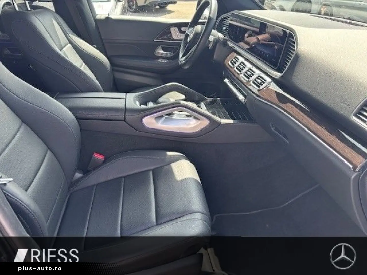 MERCEDES-BENZ GLE 450 4M AMG Sport Night Distr Pano &hellip;