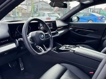 BMW Seria 5 520d xDrive AT MHEV