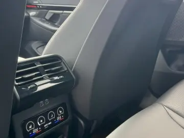 BMW Seria 5 520d xDrive AT MHEV