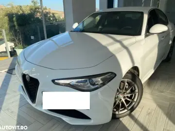 Alfa Romeo Giulia 2.2 JTDM RWD AT8 Super