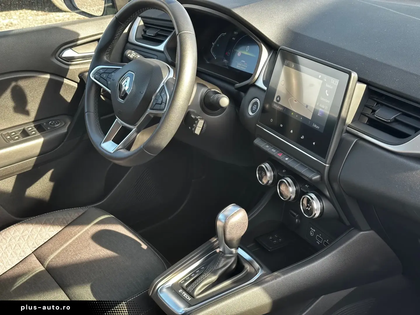 Renault Captur E-TECH Full 145 TECHNO