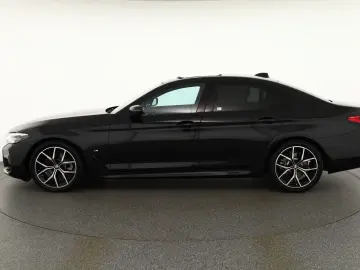 BMW 520d xDrive M Sport Aut. Laser ACC Navi Kamera