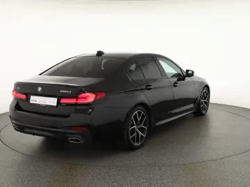 BMW 520d xDrive M Sport Aut. Laser ACC Navi Kamera