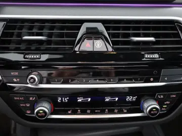 BMW 520d xDrive M Sport Aut. Laser ACC Navi Kamera