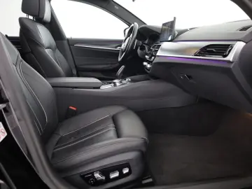 BMW 520d xDrive M Sport Aut. Laser ACC Navi Kamera