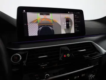 BMW 520d xDrive M Sport Aut. Laser ACC Navi Kamera