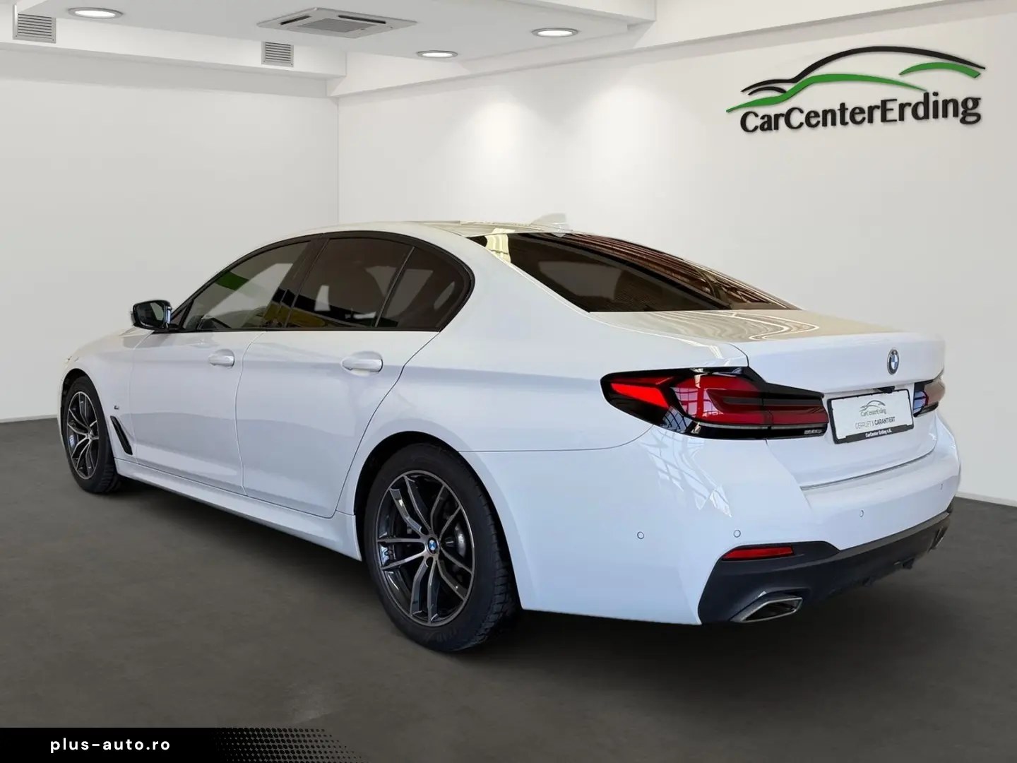 BMW 520dLim. M Sport Laser ACC Kamera AHK HUD Leder