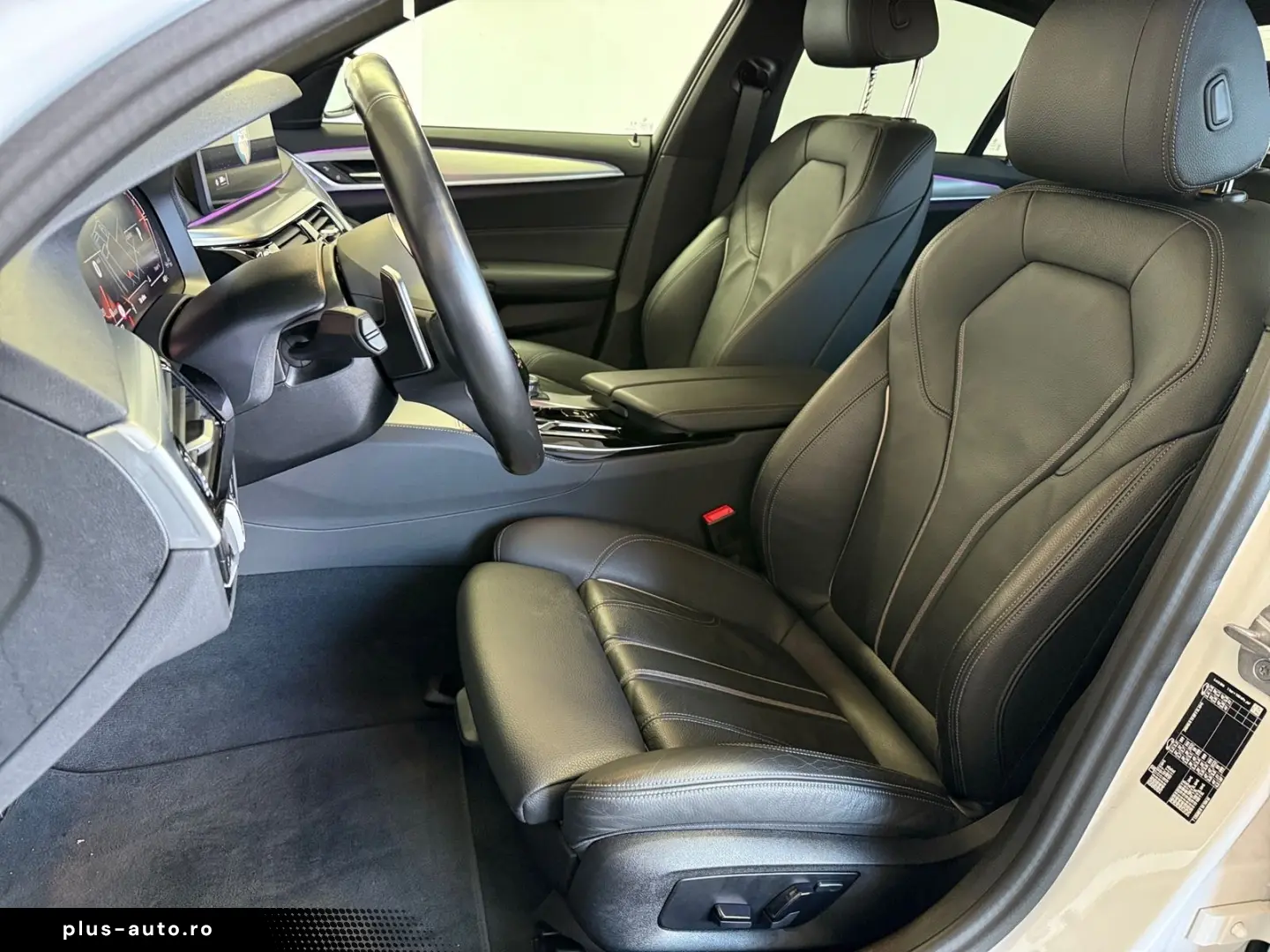 BMW 520dLim. M Sport Laser ACC Kamera AHK HUD Leder