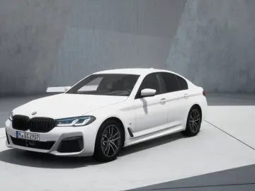 BMW 530i    M-Sport ACC Laser SpurAss HUD Navi RFK